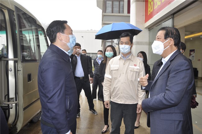 疫情期间慰问关怀、支持珠钢发展壮大——姚奕生市长一行调研珠海基地